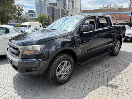 FORD RANGER 2.2 XLS 4X2 CD 16V DIESEL 4P AUTOMÁTICO